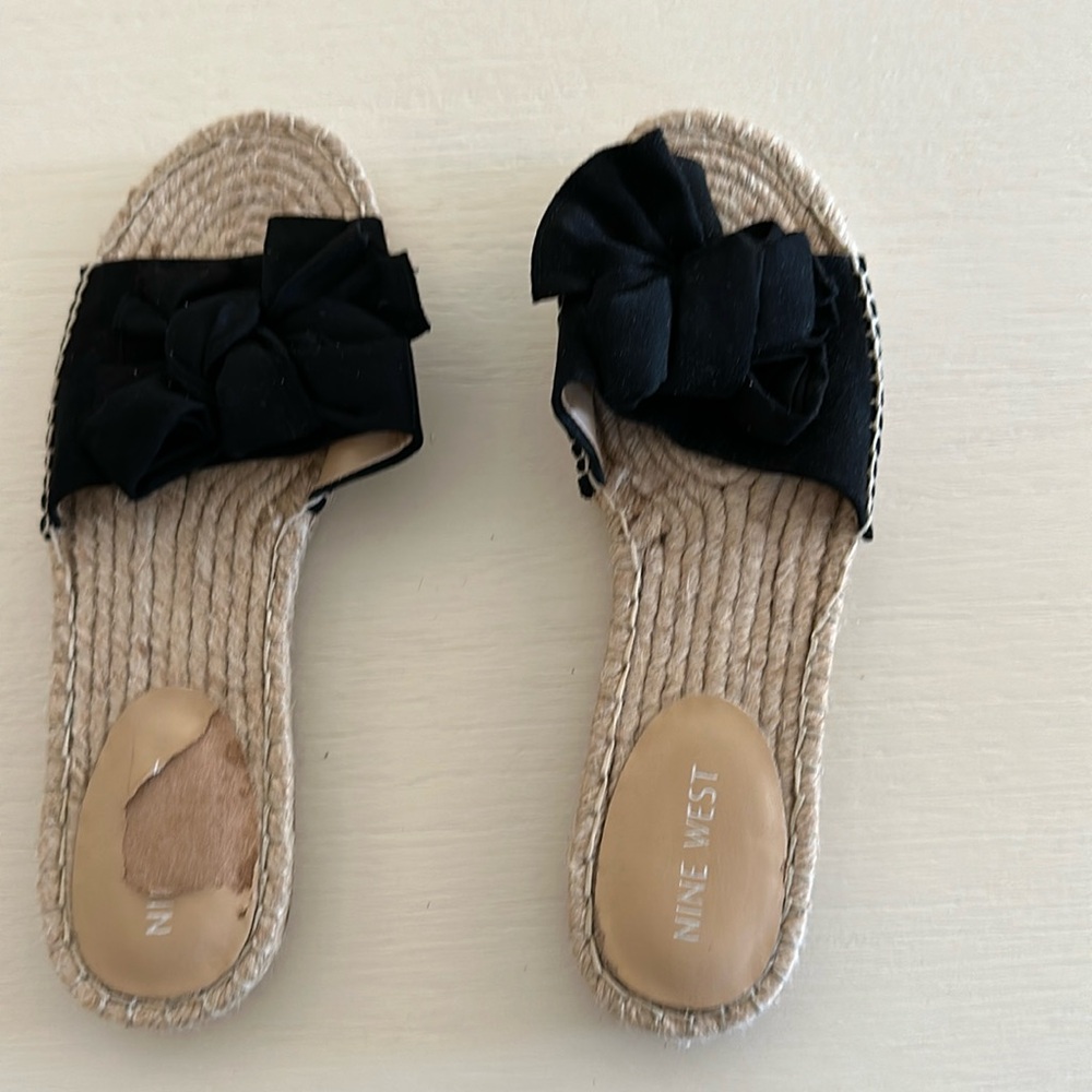 Nine West like new adorable sandals